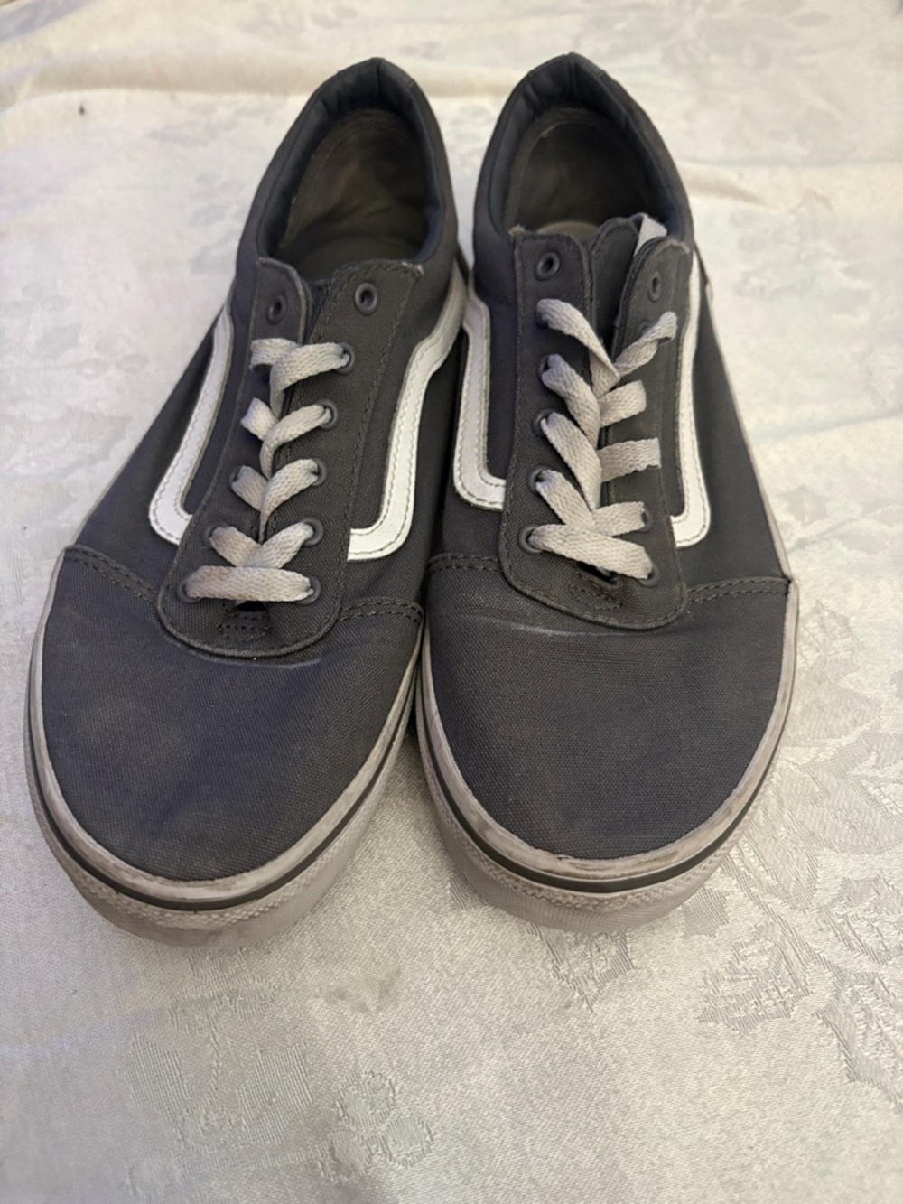 Vans Casual Canvas Sneakers - Gray with White Stripe Youth Size 6